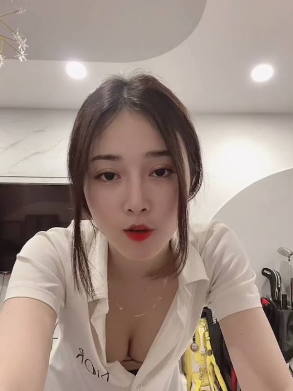 Em luôn thầm cảm ơn  🦋🫦😘🌺👅👙👄🥰 #trend #viralvideo #viral #giaitri #xuhuongtiktok #xuhuong #beautiful #chandai #girl #hotgirl #hot #hottrend #trending #gaixinh #gaixinhtiktok  #CapCut #bikini #doanvien #vananh11666 