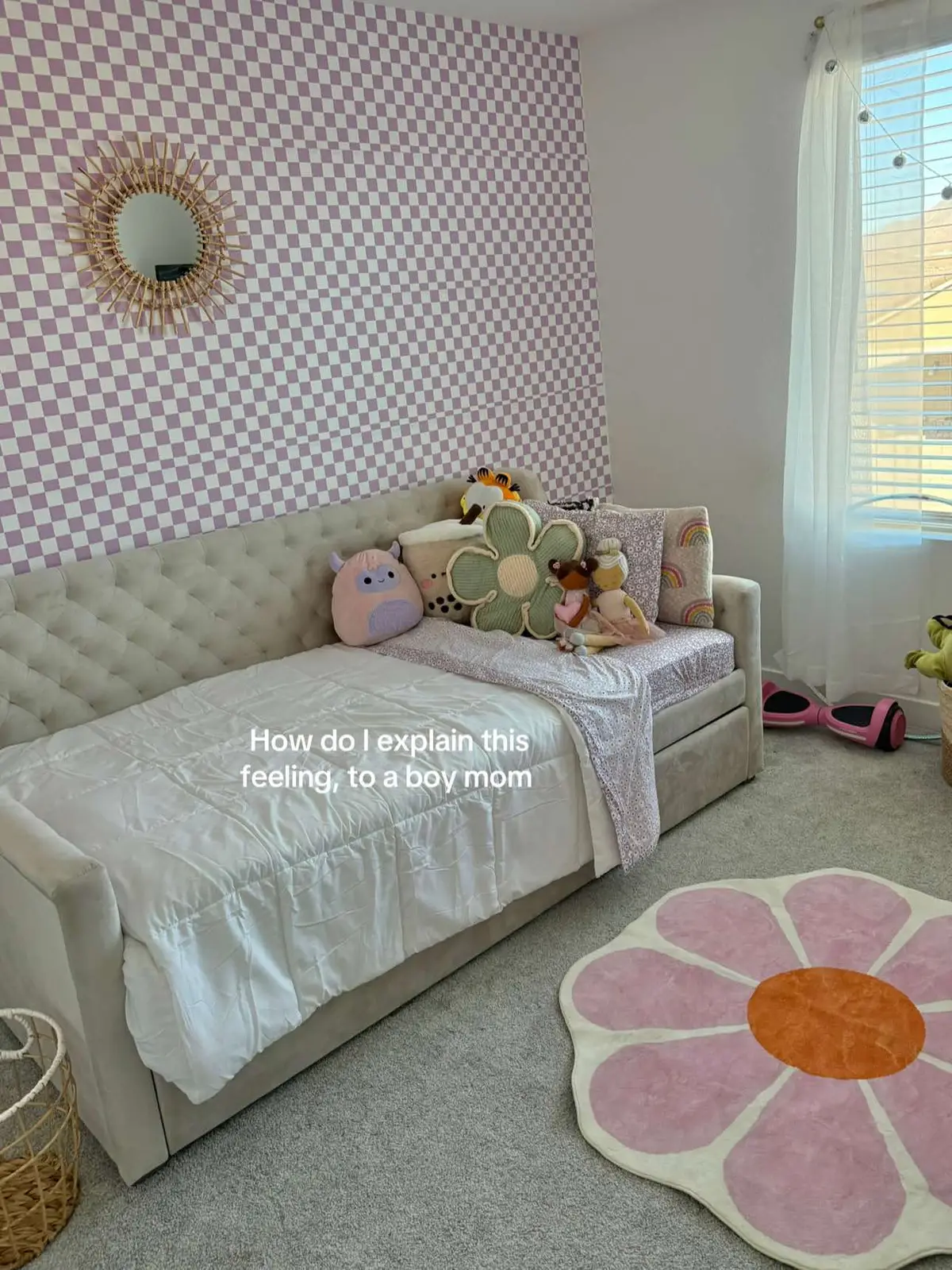 Nothing makes my heart happier. Bright colors. All the girly things that makes the heart sing 🎶 #girlmom #momof2 #momtok #bedroom #girlsroom #preppy #housedecor 