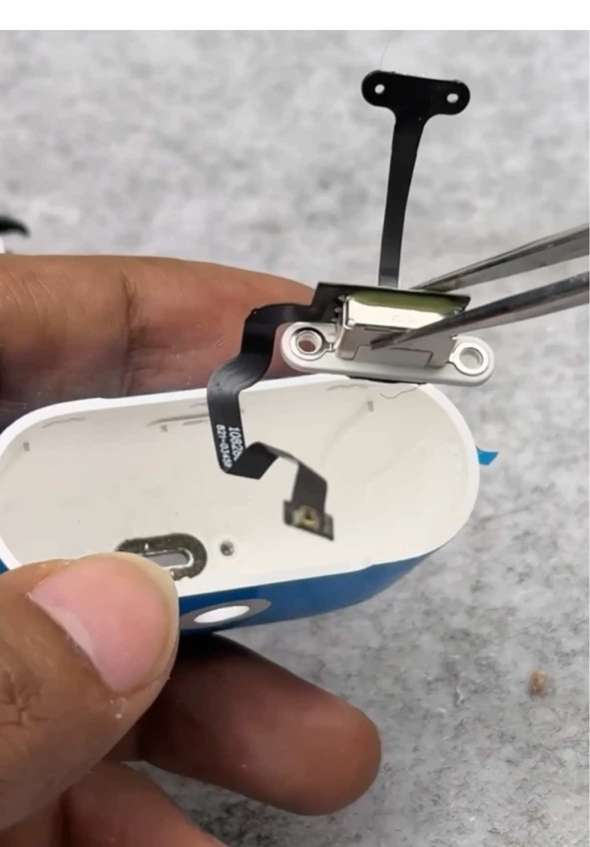 AirPod 3rd Fix USB Port 