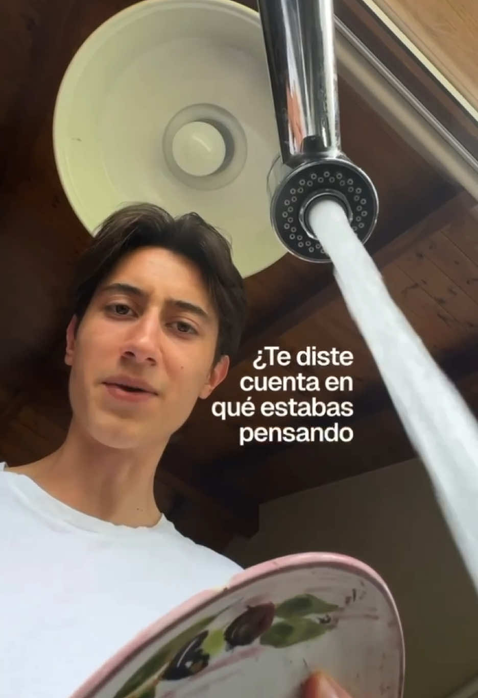 Qué pensaste cuando lavaste los platos? #julianealborna 