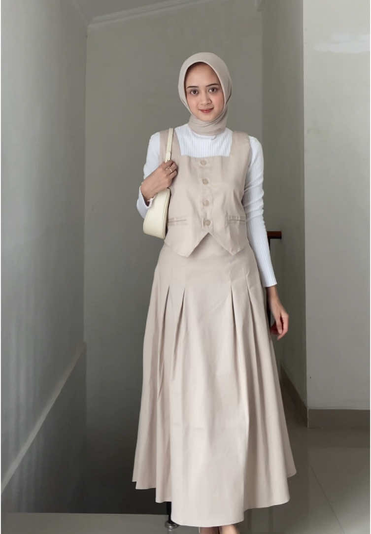 one set nya cantik bgtt😍 dipake terpisah jg ga kalah cakeppp🫶🏻
