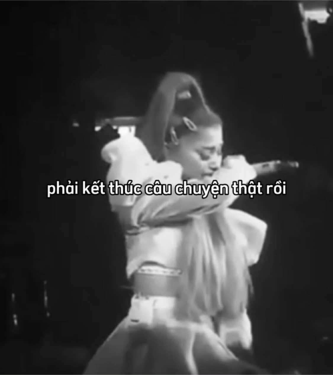 hai đứa “hai nơi” 🪽 #fyp #arianagrande 