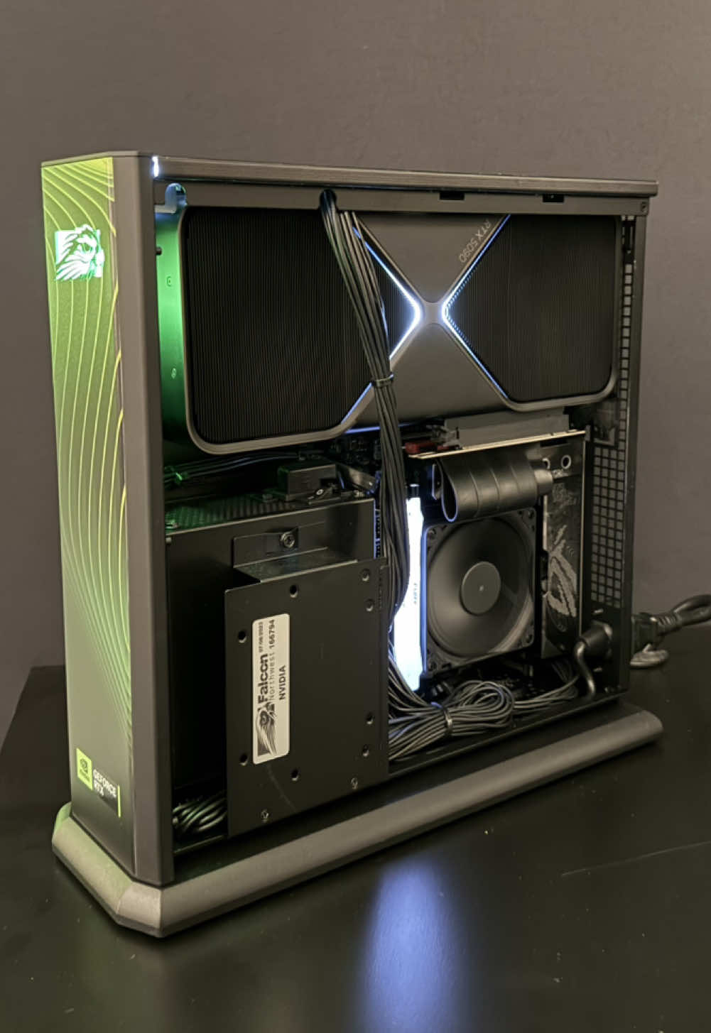 NVIDIA’s GeForce RTX 5090 Founders Edition is an engineering marvel. @NVIDIA GeForce #nvidia #geforce #rtx5090 #foundersedition #graphicscard #gpu #rtx50series #blackwell #pc #gaming #sff #ces #ces2025 #editorsday 