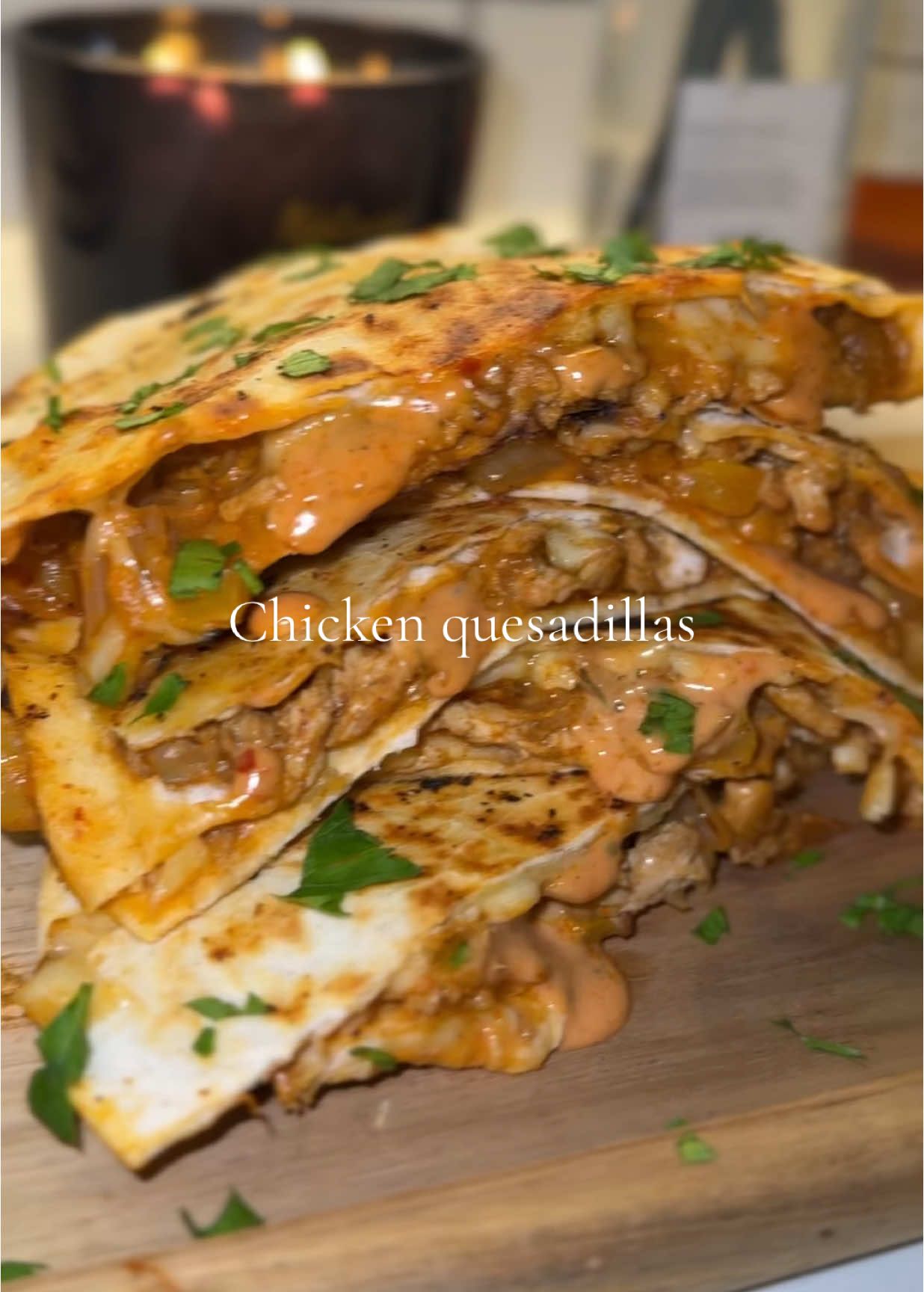 These were perfect!✨ Ib: @fatiimanaziir  #EasyRecipe #chickenquesadilla #chickenrecipe 