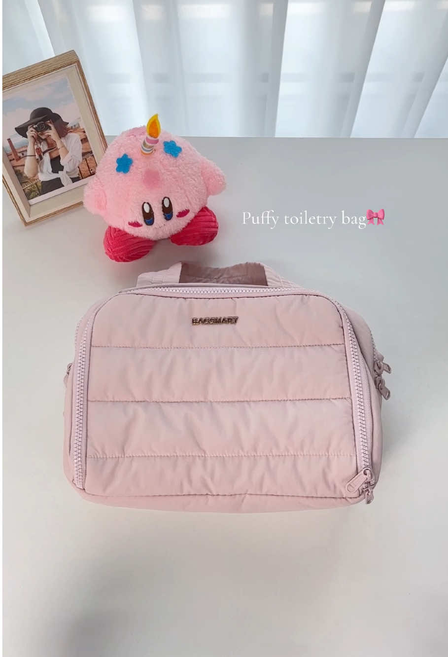 Cute bag!!!!🥰🤩🎀 Such a powerful toiletry bag 🤣#TikTokShopJumpstartSale #shopvideocarnival #bagsmart #travelbag #toiletrybag 