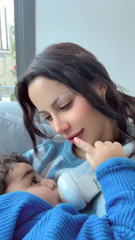 حبيبي أنا بالدنيا وحيدك❤️