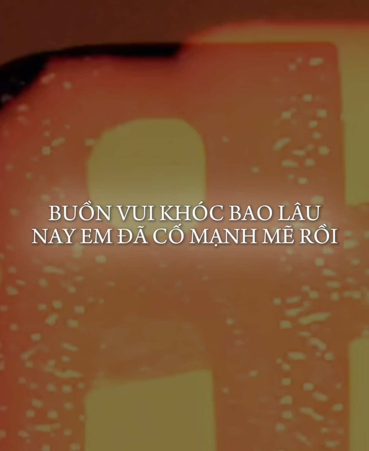 Bất kể khi nào em cần anh vẫn luôn ở đây, em yên tâm đây không phải lời nói đùa, bất kể anh có tệ đến đâu, phần tốt nhất anh đều dành cho em. #nhachaymoingay #khongsaomaemdayroi #heal_0210 