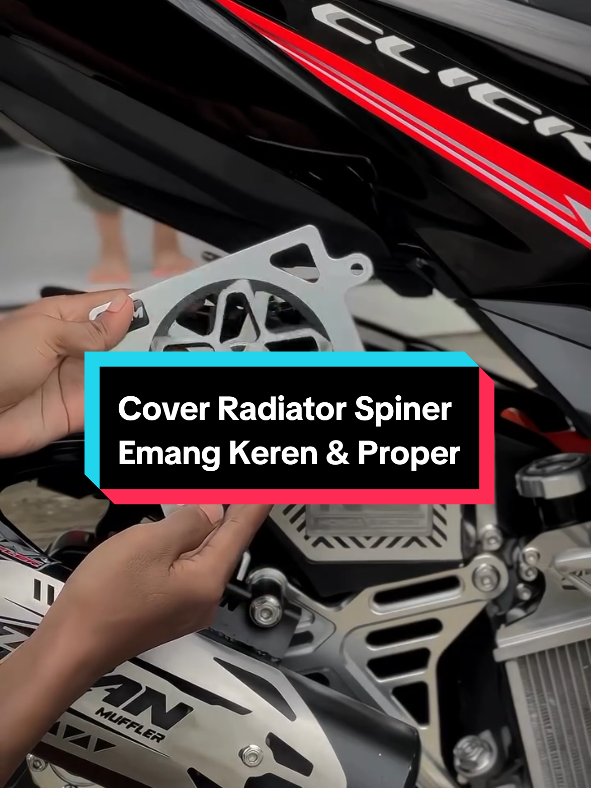 Arm Cover Radiator Spinner 3D CNC Vario  #coverradiator #coverradiatorspinner #coverradiatorvario #coverradiatorarumi #coverspinner #vario125 #vario150 #variomodifikasi #varionistyindonesia #varioproper #aksesorismotor #sukucadangmotor #sparepartmotor #variasimotor #modifikasimotor #trendmotor 