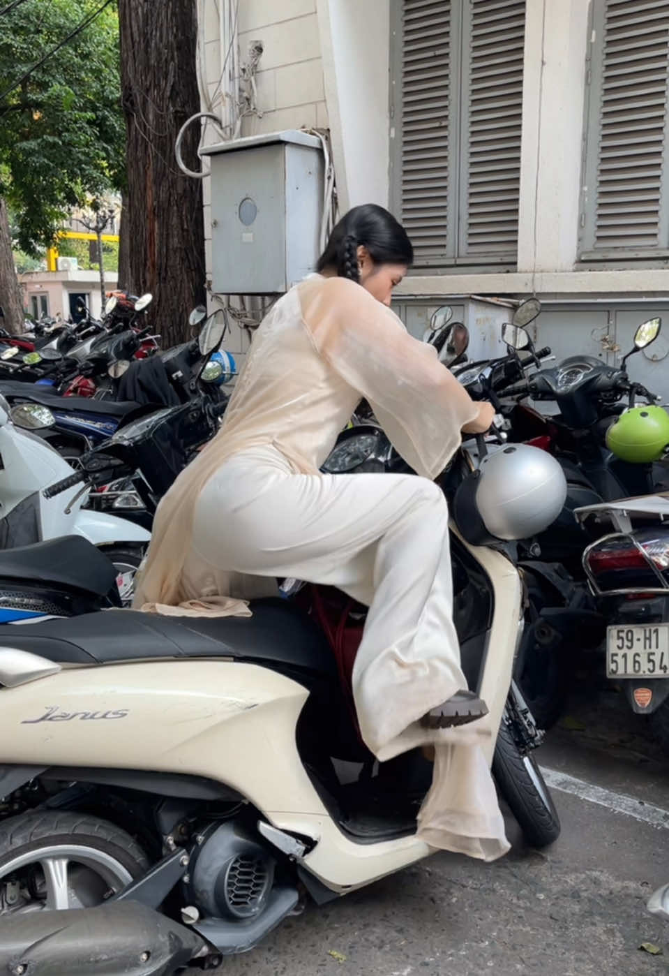 Tìm thợ sửa xe uy tín 🛵🛵  #fyp #viral #aodai 