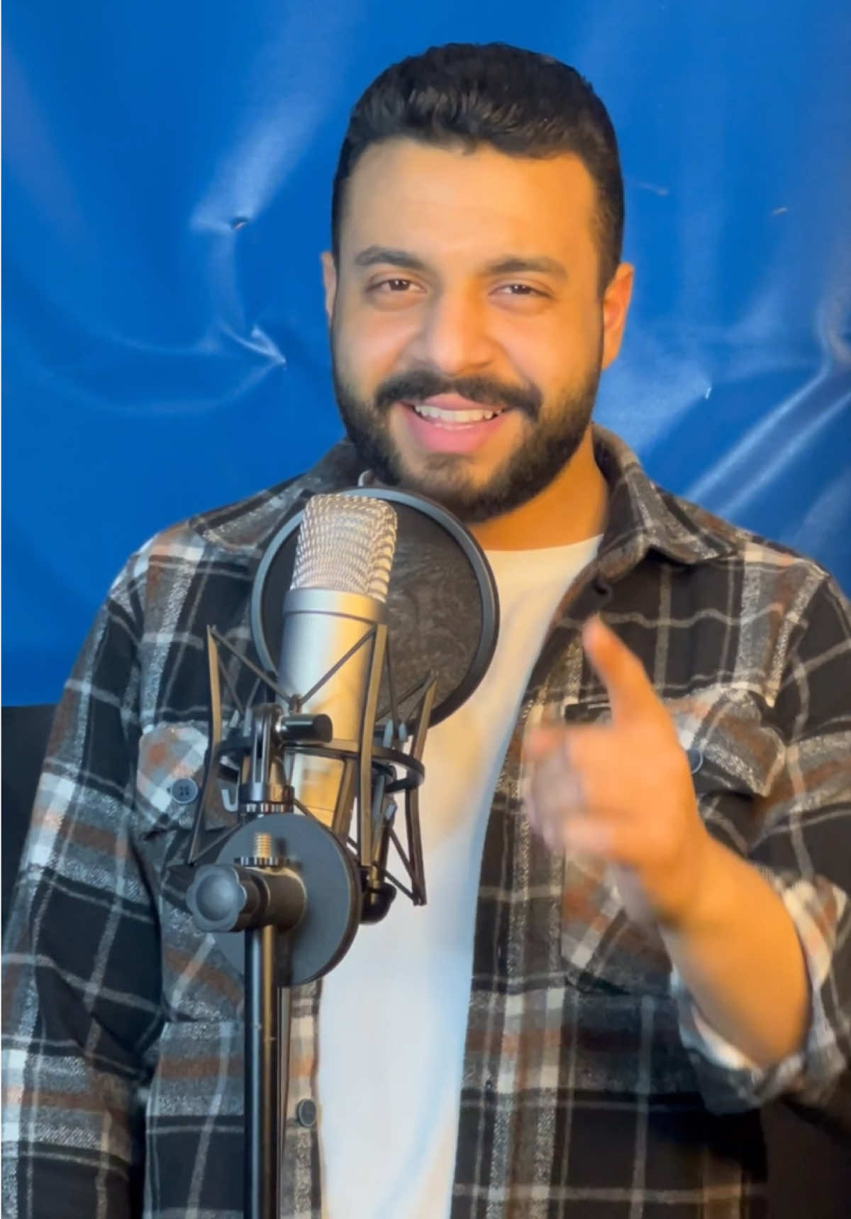 هغنيها احلى من احمد سعد ويسرا👌👏