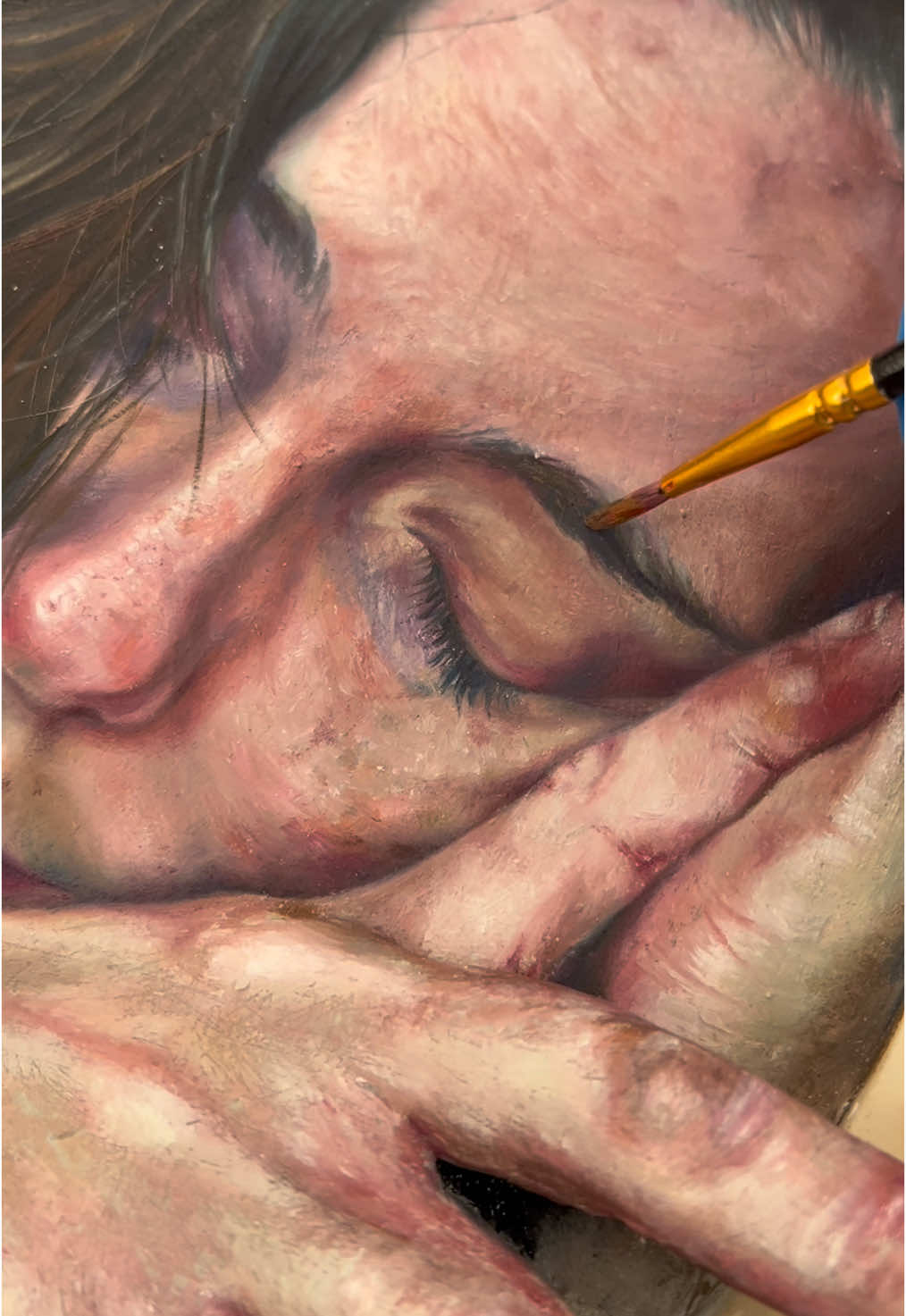 Finishing touches on this sleeping lady. #art