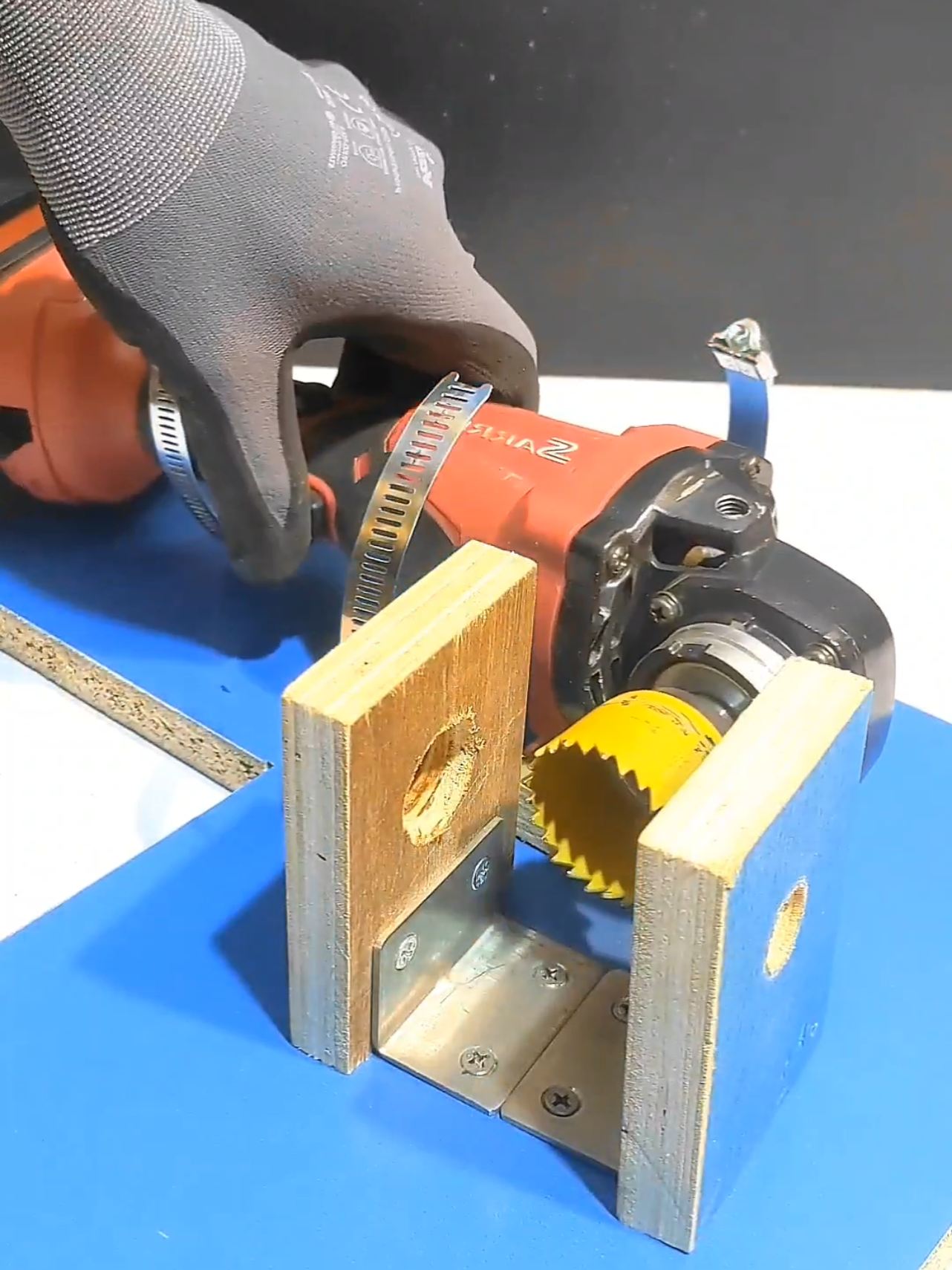 Tips for Making wooden dowels with an Angle Grinder #ti̇ktok @Diy Tips 