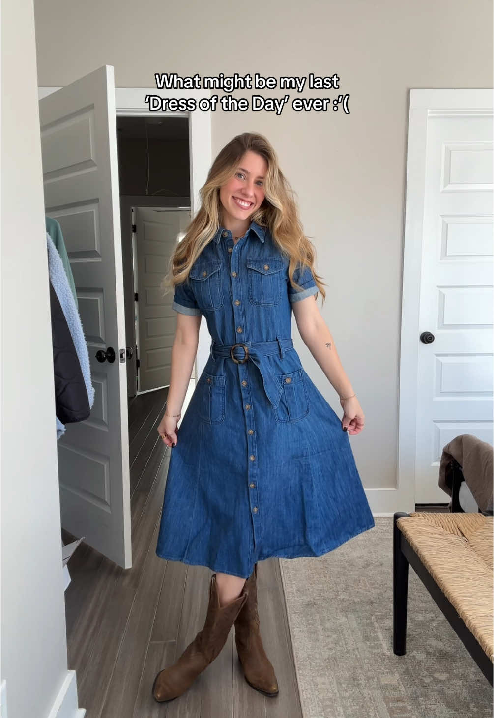 I typically do NOT like to wear denim dresses but this one is SO SOFT #dressoftheday #dresses 