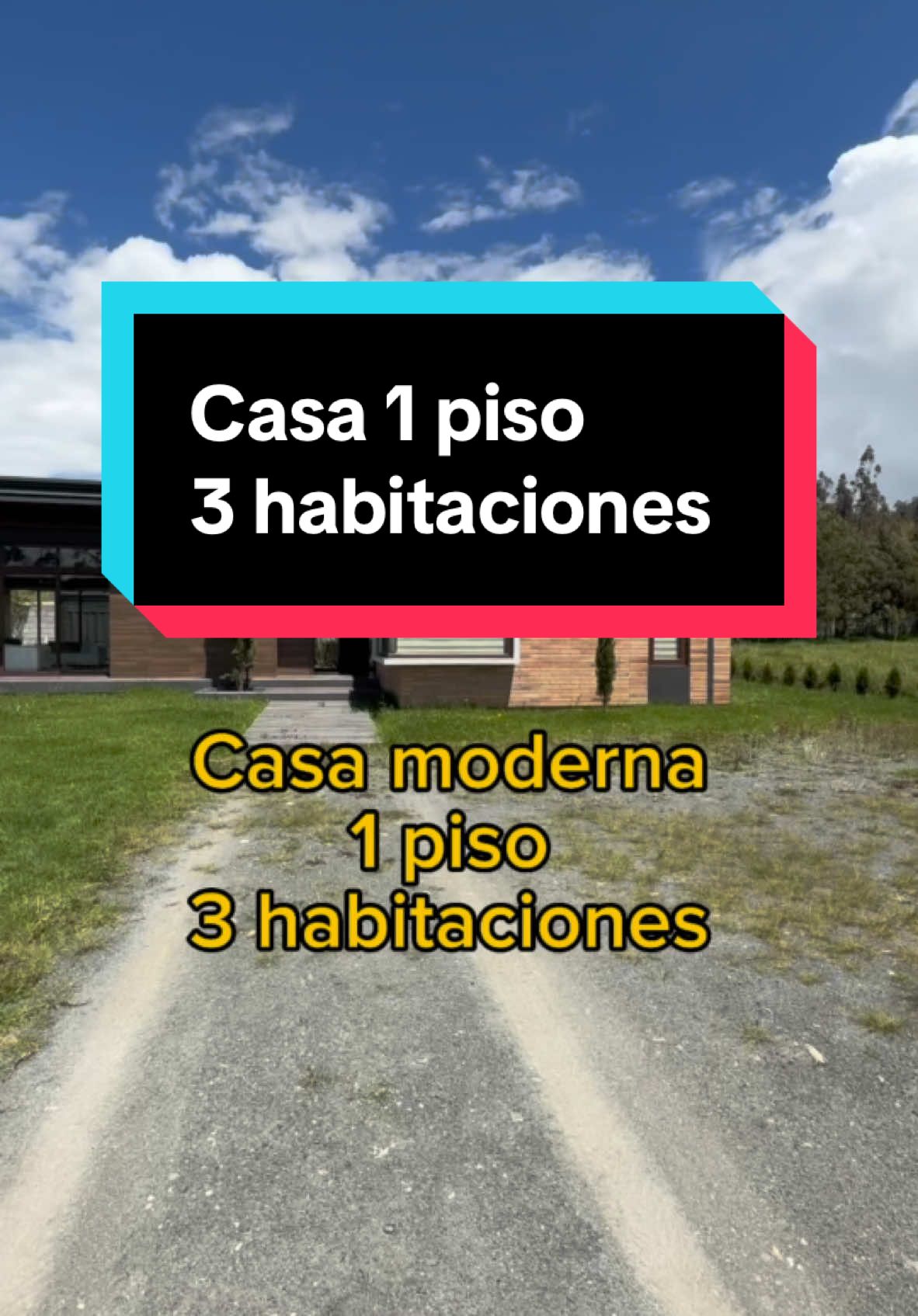 Casa moderna y familiar en venta  Sector de Tarqui a un precio de locura  Más información al 0996633308 #cuenca #lujo #ecuador #venta #casa 