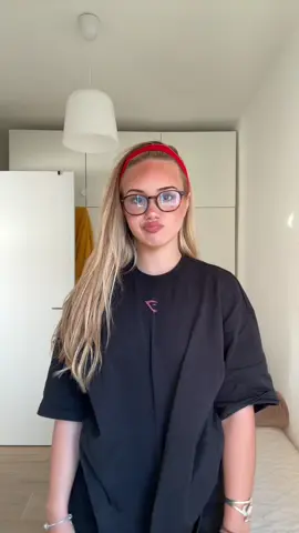 Ya me quedo sin ropa, así que se acaban estos vídeos jajajajaja 