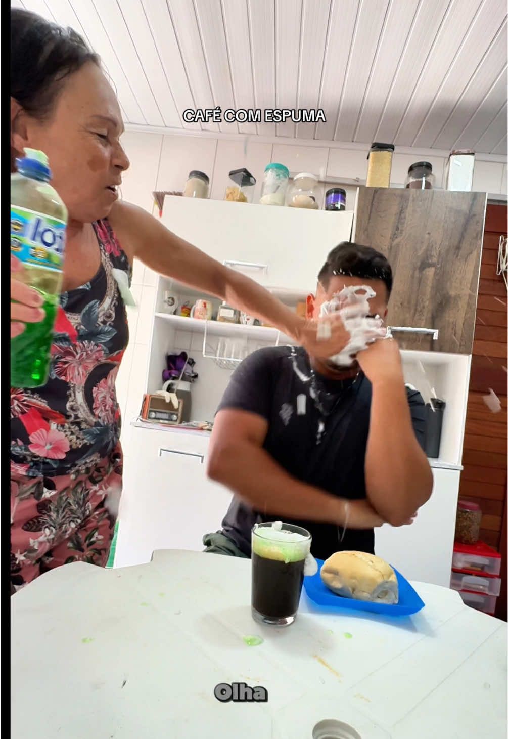 EU SOU QUERIA ESPUMA NO CAFÉ AFF 