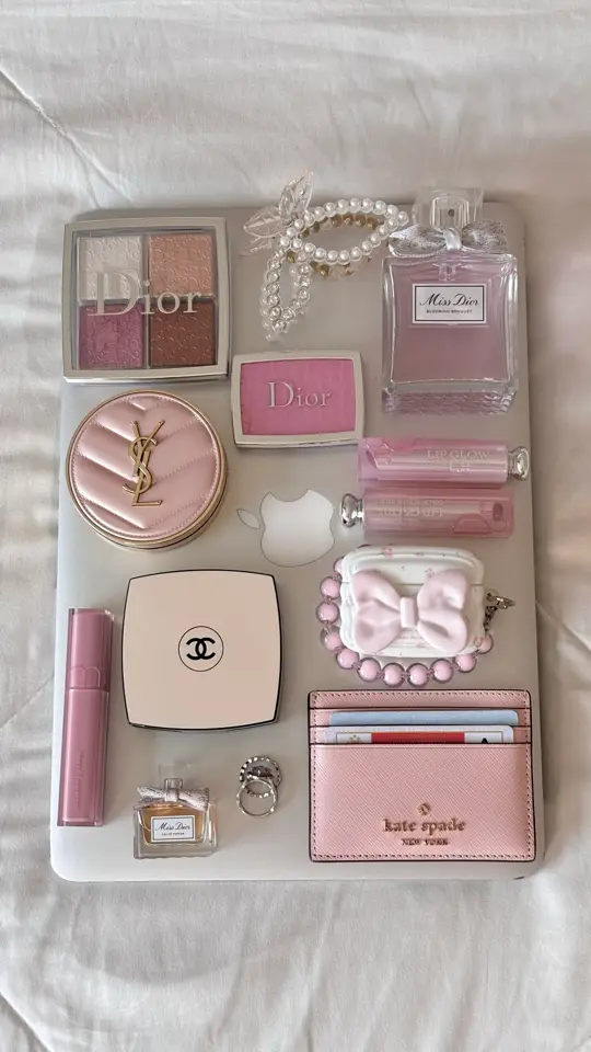 🩰🎀 essentials  #girlessentials #dior #makeup #ysl #pinkaesthetic #girlygirl 