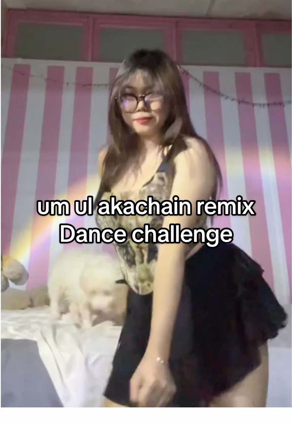 um ul akachain remix 🐈‍⬛ #fyp #fy #foryou #foryoupage #trendingdance #trending #dancing #dance #fakebody #fypシ゚ #dancechallenge #fypppppppppppppp #tiktoktrend #2025 #trenddance 