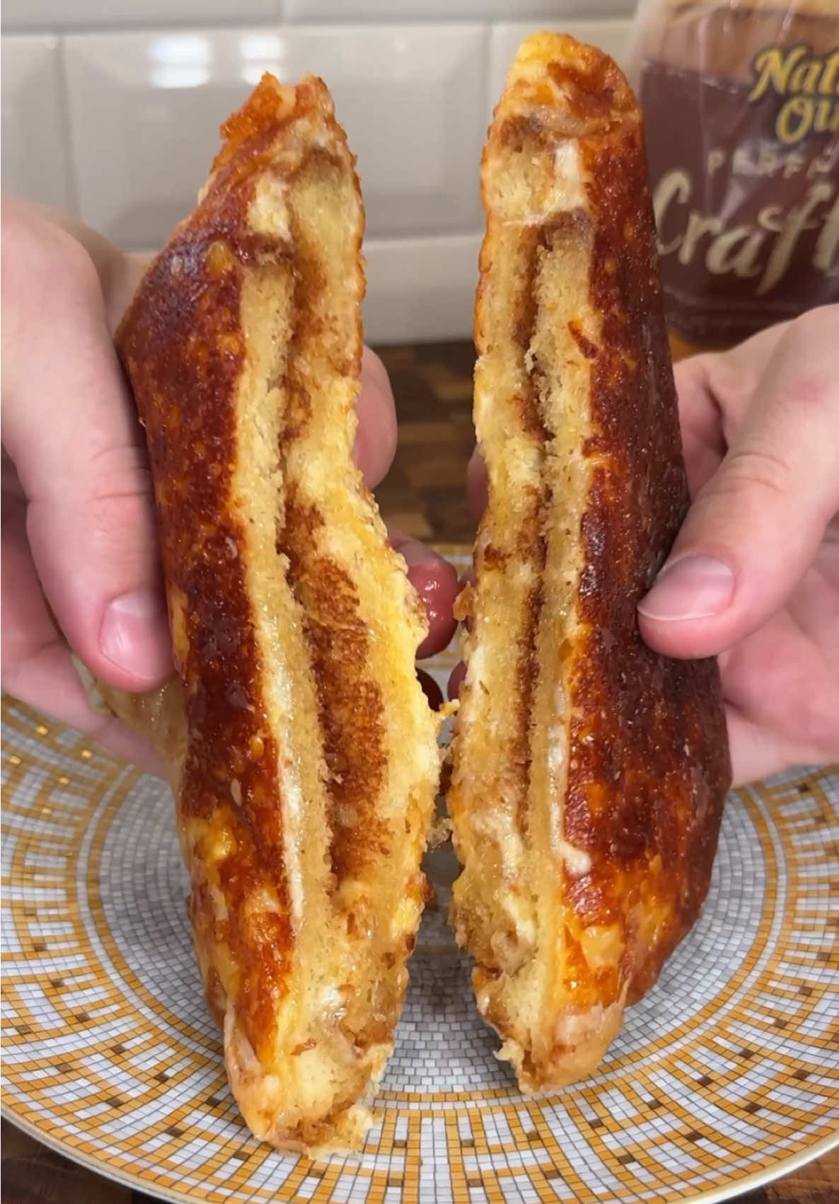 Inside out grilled cheese 🧀 #satisfying #tiktokfood #Recipe 