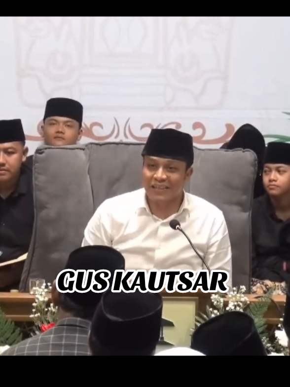 GUS KAUTSAR  Video lengkap di channel  