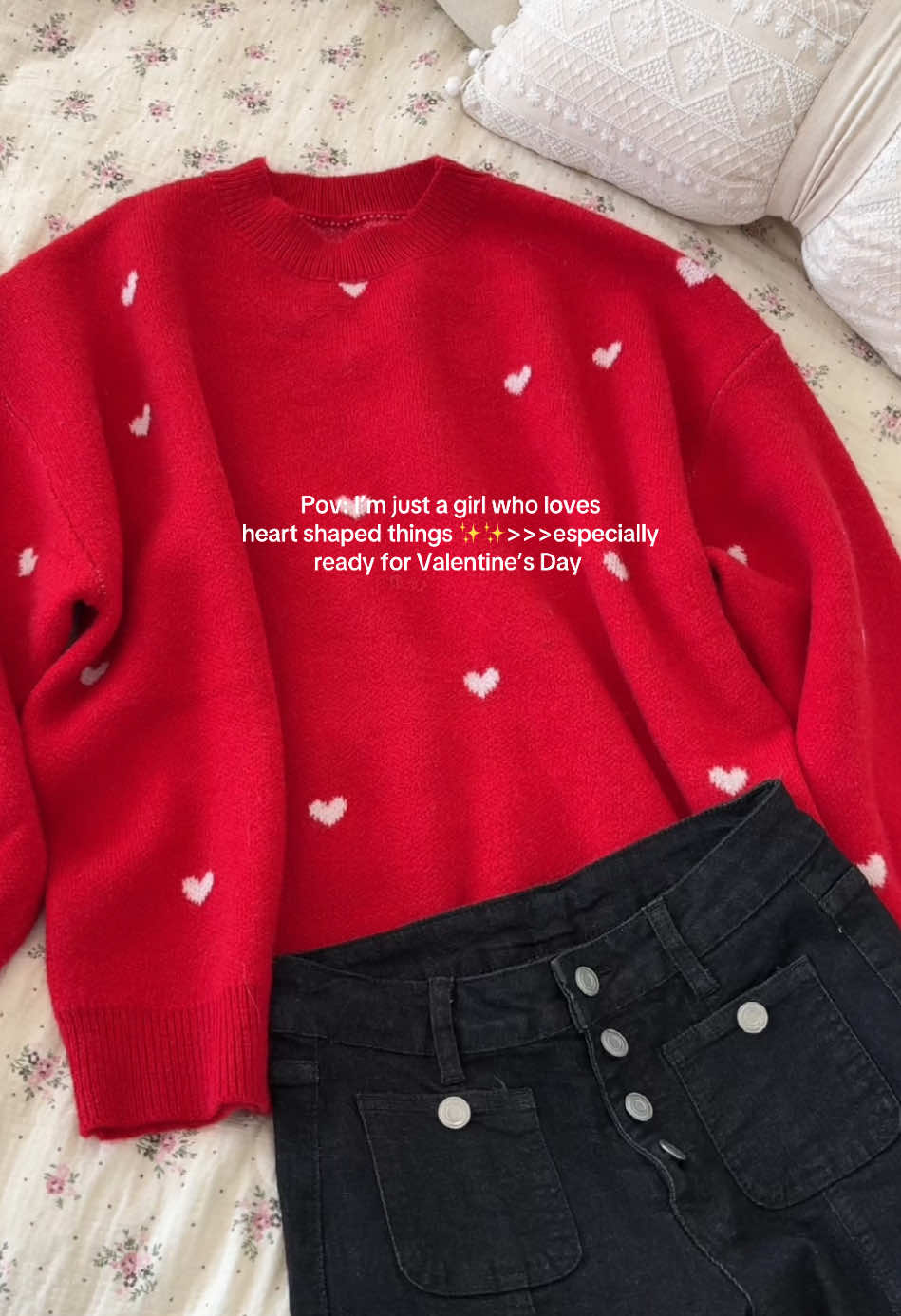 OBSESSED ♥️🤍Literally the cuuutest jumper In my wardrobe !!!! 10/10 recommend for dating!!!!#jumper #OOTD #heartprints #dealdrops #heartshaped #TikTokMadeMeBuylt #spotlight #ValentinesDay 