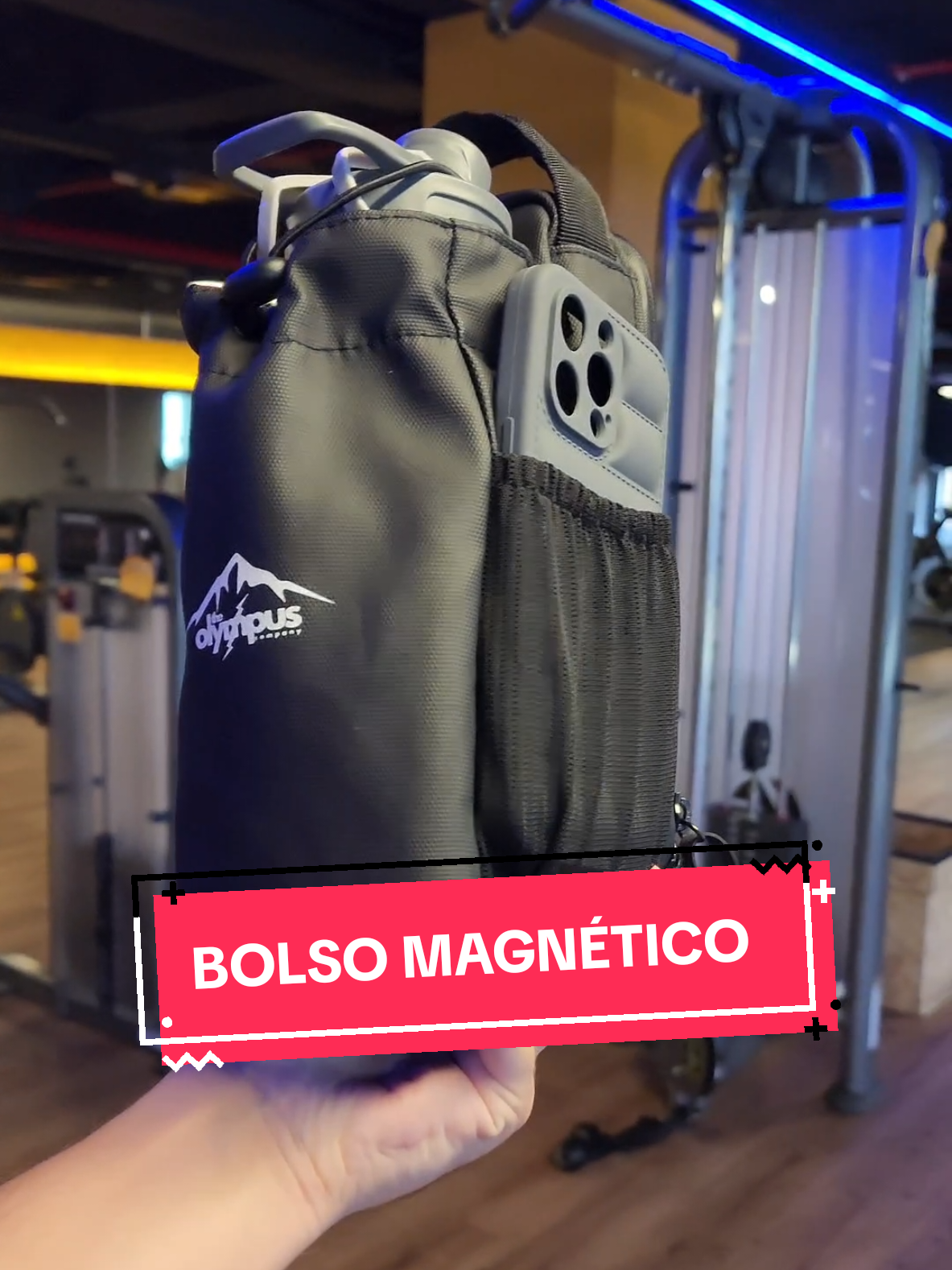 Dejar tus cosas en el piso del gym quedó en el pasado ❌ Pide tu Bolso Magnético ahora, y lleva al máximo tu rutina de ejercicios 💪🔥 Whatsapp 992/708/638 ✅ Envio a todo el Perú 🚚 #lima #peru #gimnasio #gym #gymrat #Fitness #gymmotivation 