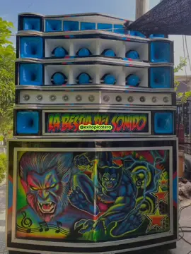 Toma Salsa 🍻🥵 El Gran Combo - El Barbero Loco.  #viernes #salsabrava #salsabaul #salsa #exitopicotero #oyelo #verbena #barranquilla #carnaval2025 #cerodiscomalo #carnavalesdebarranquilla #yoescuchoexitopicotero #temazo #lamejormusica #elbauldelosrecuerdos 