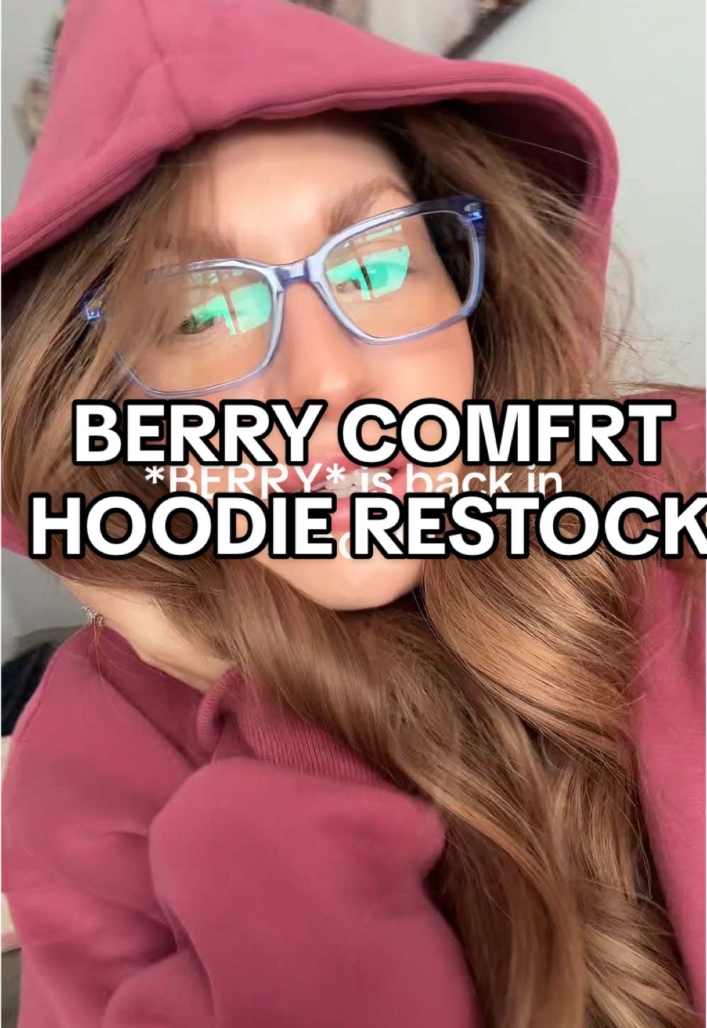 The Berry COMFRT hoodie is back in stock, run!!!!! #comfrtclothing #comfrt #comfrthoodie #matchingset #loungewear #hoodies #hoodieszn #tiktokshopcreatorpicks 