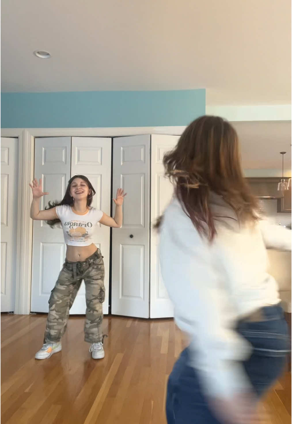 skibidi!!!!! @sofia 🌀🦋 #squidgame #thanos #dance #T.O.P #dance #dancechallenge 