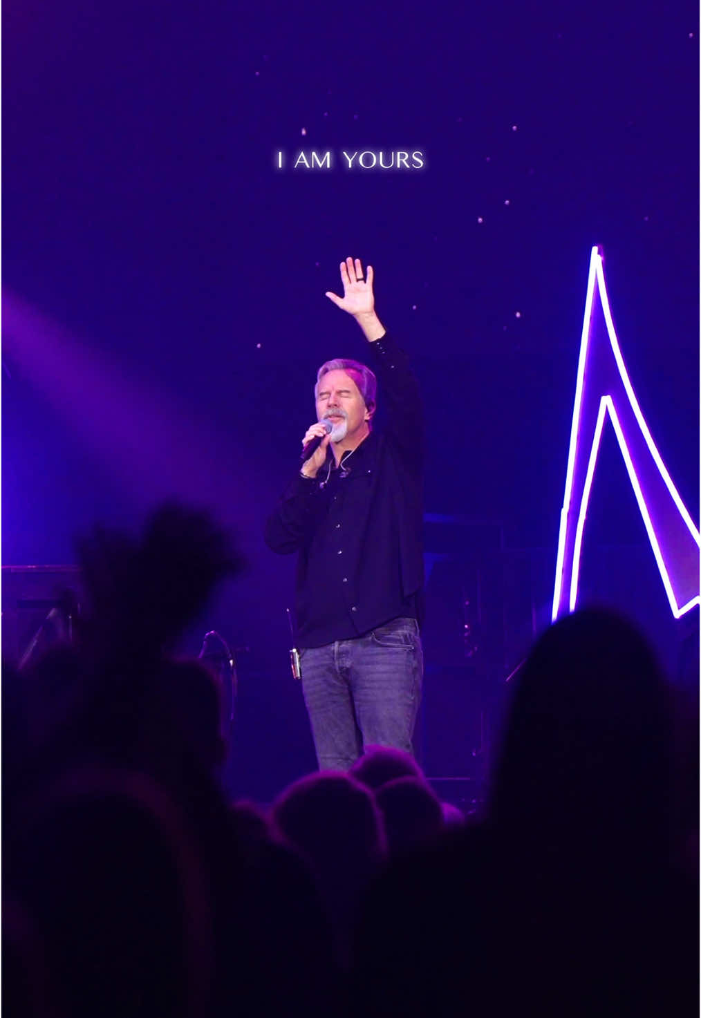 I am Yours. #whoami #christianmusic #worshipmusic #iamyours #worship #castingcrowns 