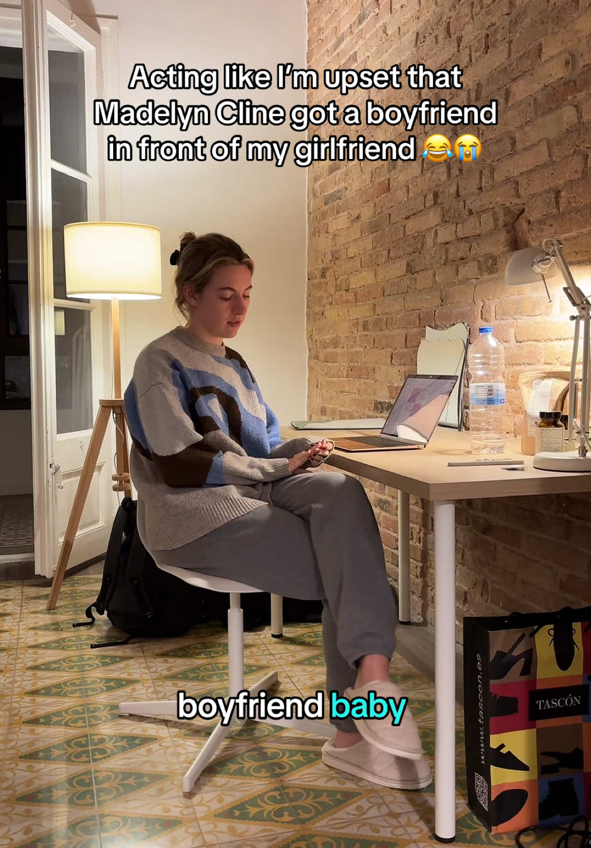 guys help she’s not talking to me anymore 😭 #couplecomedy #coupleprank #girlfriendprank #girlfriendreacts #relationshipprank #couplestiktok 