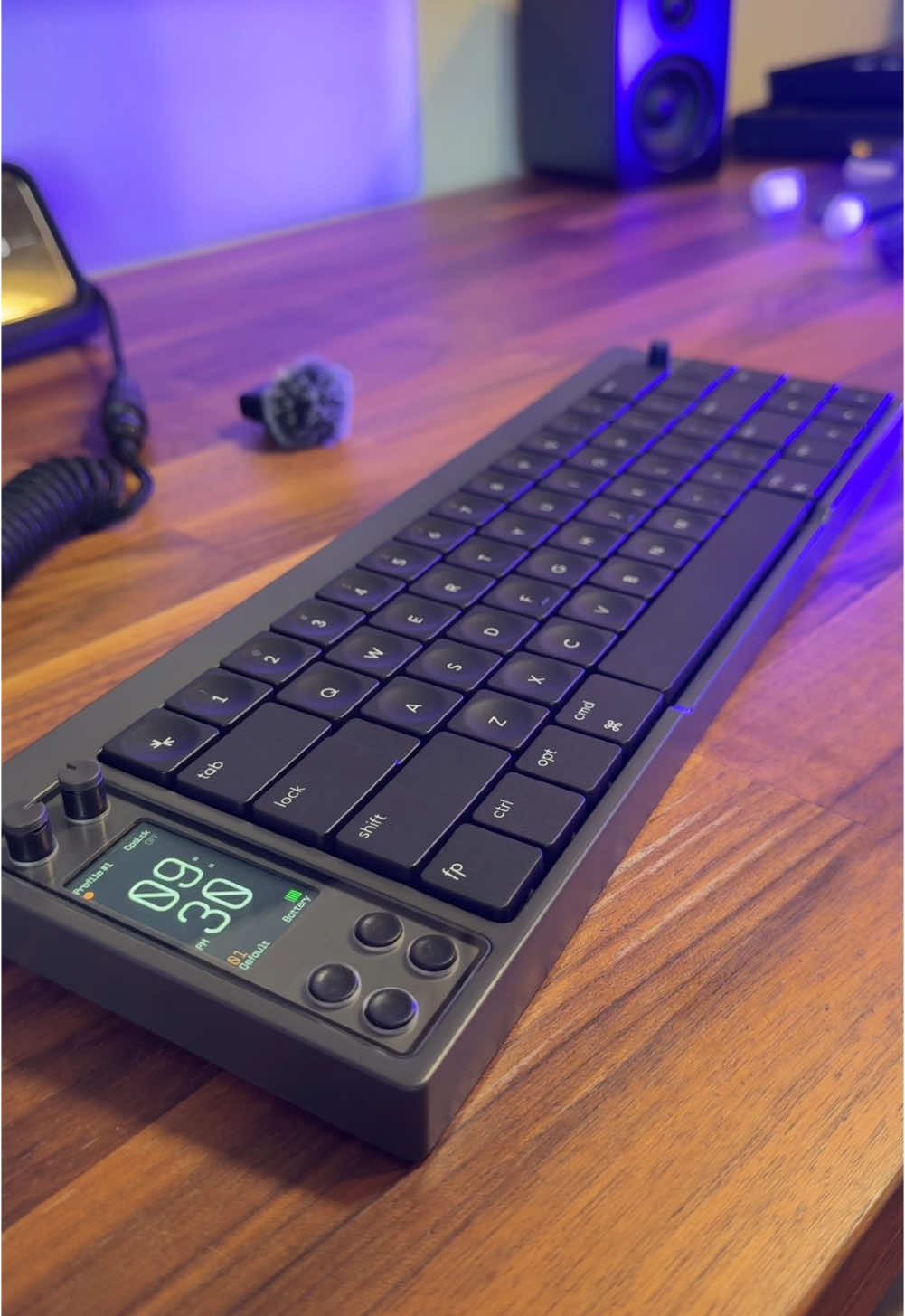 Good keeb @work louder 