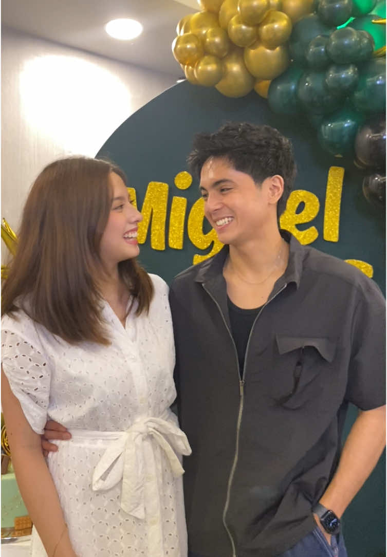 Grabeng tingin naman yan, Miguel! Ganda ba ng future mo? 🥹🤎 Calling all Ysaguels and lowkey Ysaguels out there!  Who wants to be part of our growing fanmily? 🫶 If you’re a fan of Ysabel Ortega and Miguel Tanfelix and want to support them in their journey, join our official fans club! Let’s share the love, the kilig, and the unforgettable moments together. 💫 📩 Message us to learn how to join. We’d be so happy to welcome you to our YsaGuel family! @Miguel Tanfelix @Ysabel Ortega  #YsaGuel #YsabelOrtega #migueltanfelix #teamcoffee #tiktok #fyp 