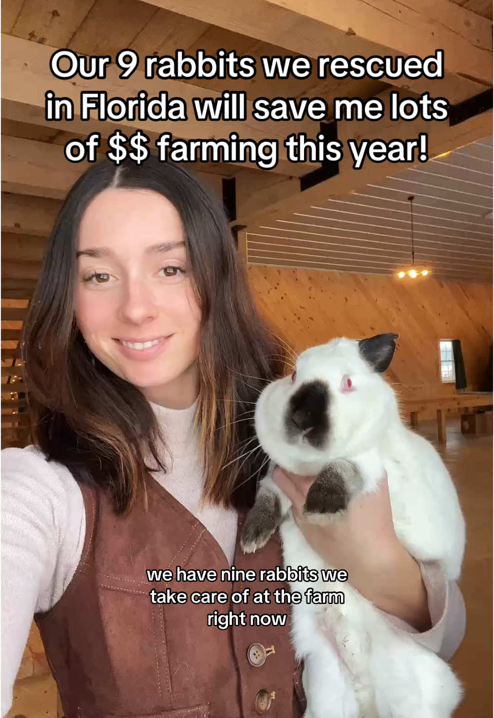 These rabbits were essential to my gardening this year! I didn’t have to buy manure, the plants were unreal, and we had zero pest issues. Regenerative farming in action! 🐰 🐇 