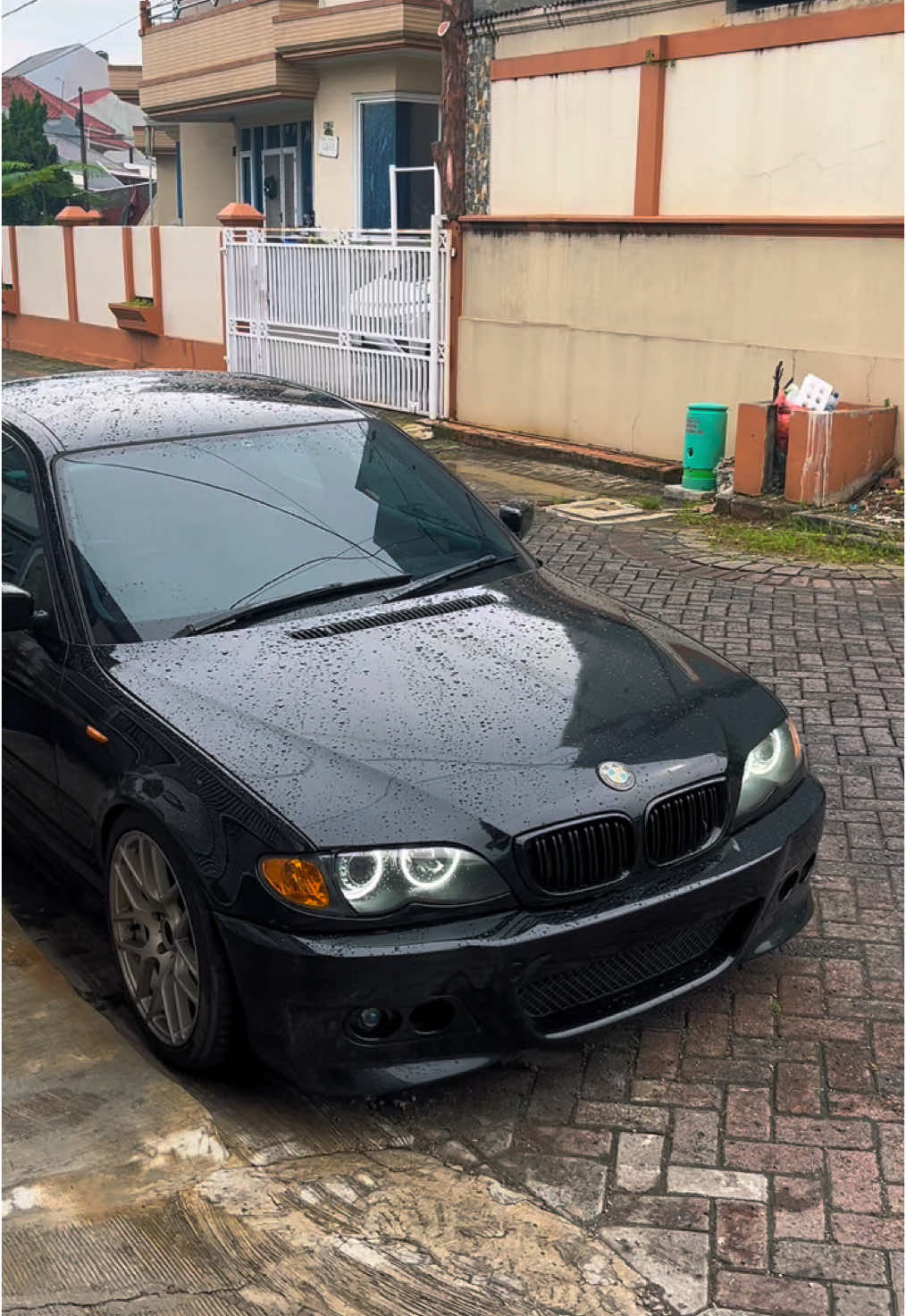 Panasin candi #fyp #foryoupage #viral #foryou #cinematics #konten #carenthusiast #fypkabarin #fypシ #e46 #fypindonesia #bmwclub #bmwm3 #coldstart #cleanlook #masukberandafyp 