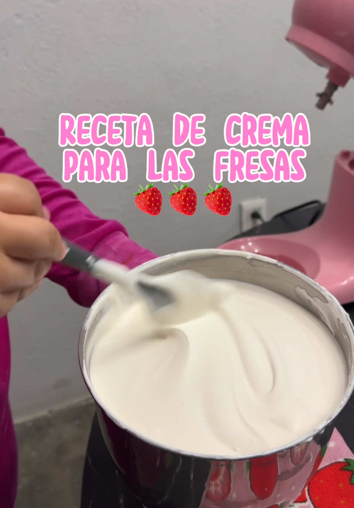 Cremita para fresas 🍓🫰 #fyp #emprendimiento #fresasconcrema🍓 #Receta #paratiiiiiiiiiiiiiiiiiiiiiiiiiiiiiii #emprendedora #postres 