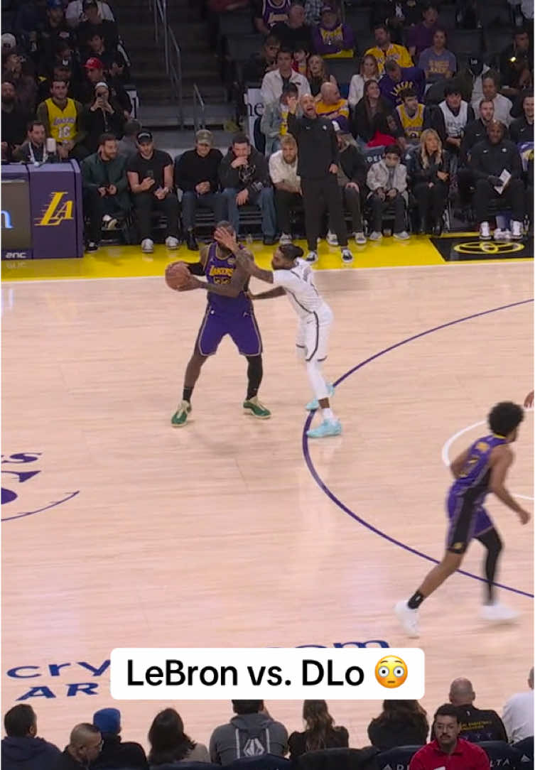 Loose ball foul on Bron 😬 #NBA #basketball #lebron #lakers #dangelorussell 