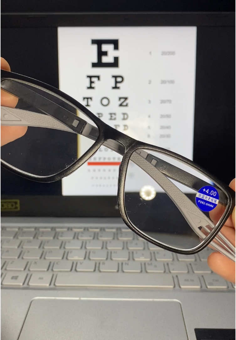 Reading Glass #readingglasses #eyeglasses #gradedglasses #farsightedeyeglass #eyewear @HTeyewear 