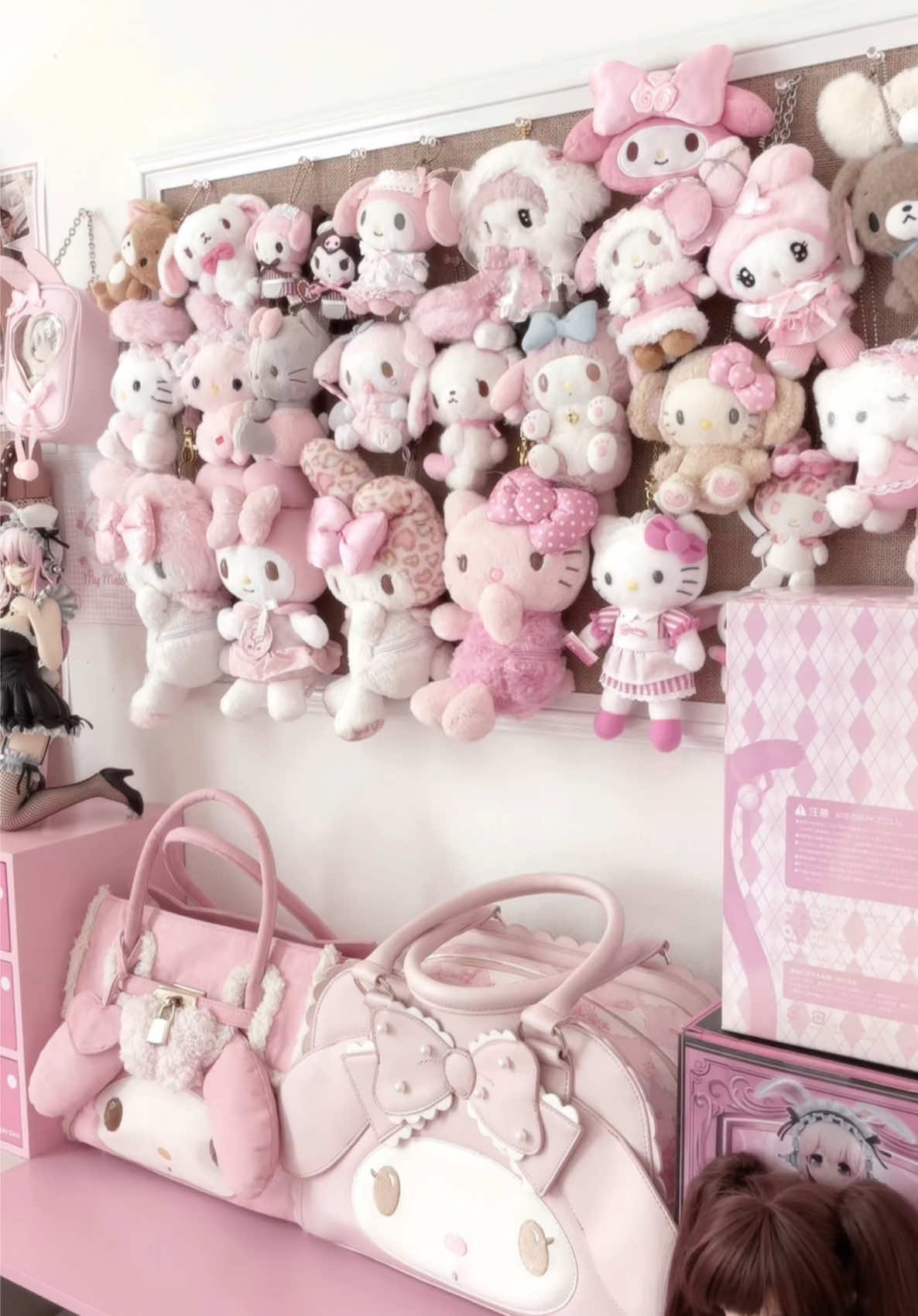 it never gets old 💕 #RoomTour #kawaii #cutecore🎀🦴🍮🐾 #pink #sanrio #mymelody #sugarbunnies #korilakkuma #anime 