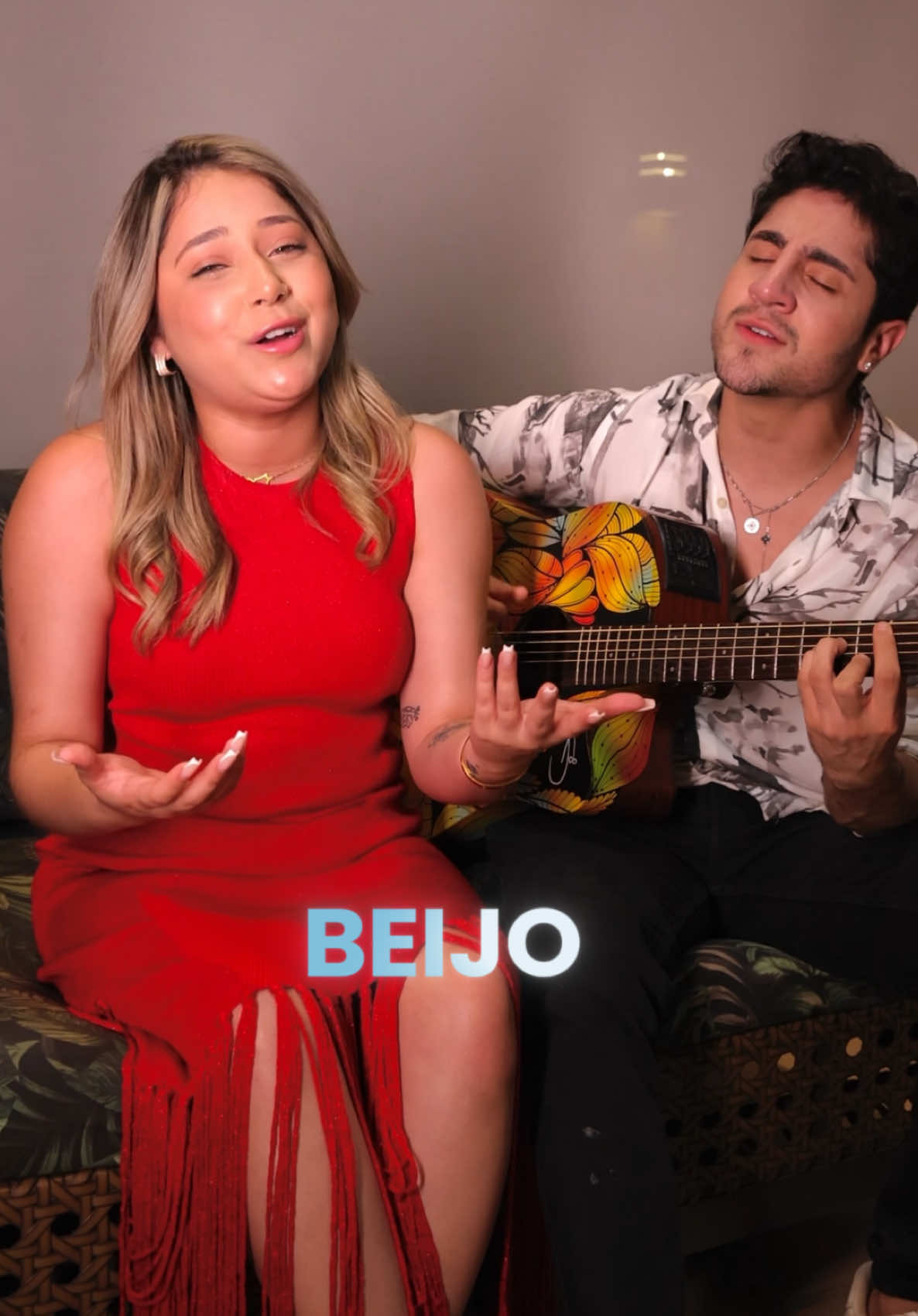 Ele derreteu meu coração de gelo 🧊 🫀 #mariliatavares #hugohenrique #roraima #amazonas #saopaulo #goiania #sertanejo #coracaodegelo #tipografia #tiktokmusic #hitdoverao