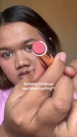 buat makan aman ga ilang #lipstick #lippies #focallure 