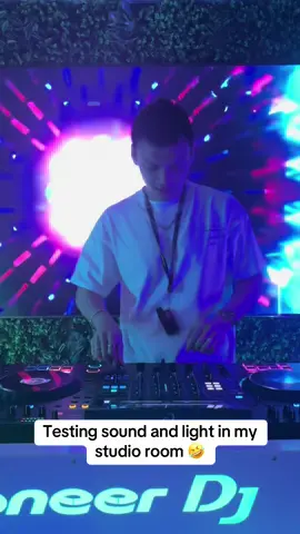 Testing sound and light in my studio room 🤣 #djeyedee #dolbycrew #dj #remix #djstudio 
