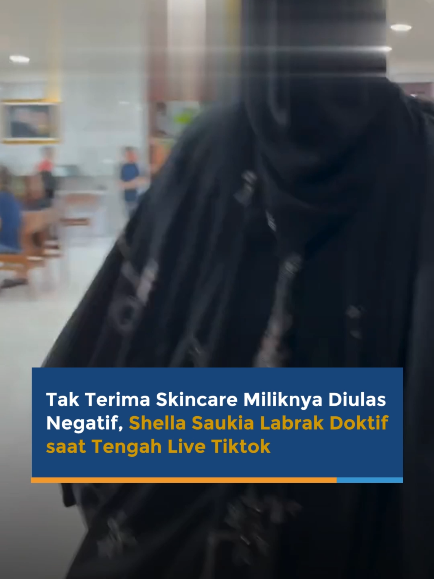 Pengusaha Aceh, Shella Saukia, melabrak Dokter Detektif saat live TikTok setelah skincare miliknya disebut overclaim.  Dalam video, Shella menghadang Doktif dan meminta penjelasan, sementara Doktif mengaku dipersekusi setelah insiden tersebut. #viral #viralvideo #viraltiktok #viralnews #fyp #fypage #fypシ゚ #fypp #fypageシ #tiktok #tiktokviral #tiktoknews #trend #trending #trendingvideo #trendingtiktok #trendingnow #news #newsupdate #doktif #doktifapproved #doktifviral #shella #shellasaukia #shellasaukiagrosir #shellasaukiaskincare #shellac #pengusaha #aceh #acehtiktok #acehviral #skincare #skincareroutine #skincareviral #live #livetiktok #livehighlights #livejualan #liveskincare #labrak #melabrak