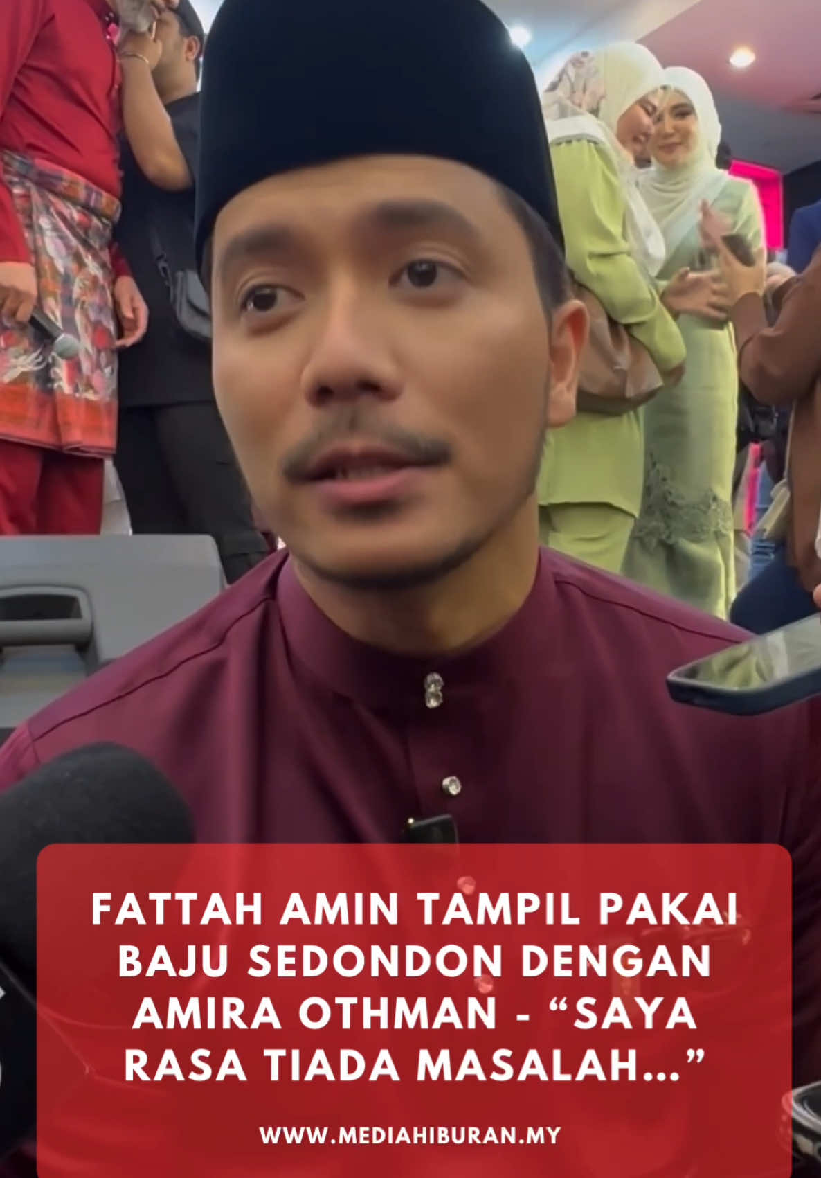 Pelakon Fattah Amin menjelaskan kemunculannya bersama rakan artis, Amira Othman dengan mengenakan pakai sedondon pada majlis pengumuman Duta Jakel 2025, hari ini tidak lebih sekadar memenuhi tuntutan klien. Dia pada masa sama bersyukur atas kepercayaan jenama berkenaan memilihnya di samping rakan artis yang lain #MHnews #MediaHiburan #FYP 