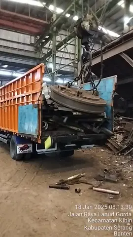 supplier besi tua  PT.BAJA perkasa sentosa (BPS) bongkaran langsung di pabrik peleburannya sistem timyar 