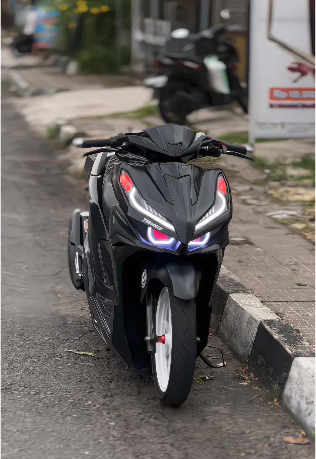 Cuma modal palio . . . #fyp #varghost⚡ #vario #vario125 #variogen2 #irenggank🚀 #ogahjinjit #vavarioan #variomodifikasi 