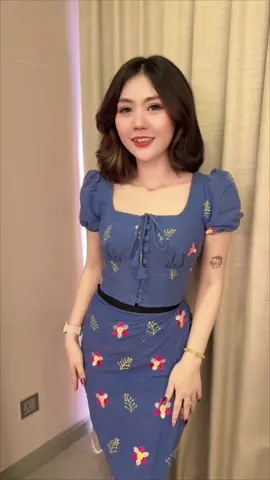 New Design 🥰  #foruyou #foryoupage #clothing #clothes #fashion #theink_traditional_couture #myanmartraditionaldress #မြန်မာဝတ်စုံဒီဇိုင်းများ #မြန်မာ၀တ်စုံချုပ်ပုံလေးများစုစည်းမှု #ရွှေပိုးချည်ပိုးထည်ချည်ထည် 