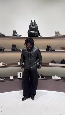 Dressed in @zara , styled by me.  - -  #mensoutfit #menstyle  #explore #explorepage #reels #viral #viralvideos #fashionstyle #OOTD #outfitinspo #outfitideas 