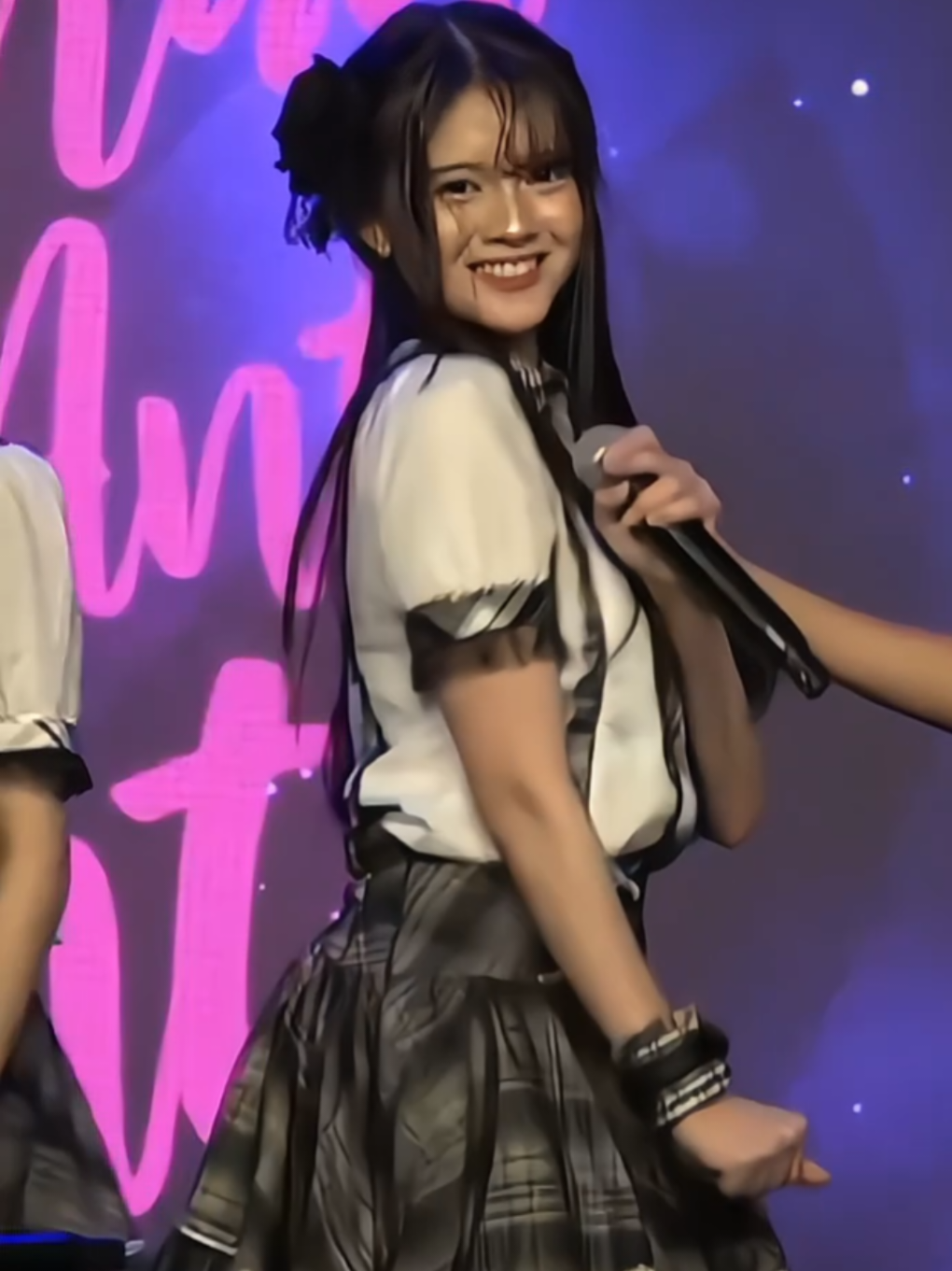 asik banget toyy😁 #angelinachristy #christyjkt48 #jkt48 #fyp 