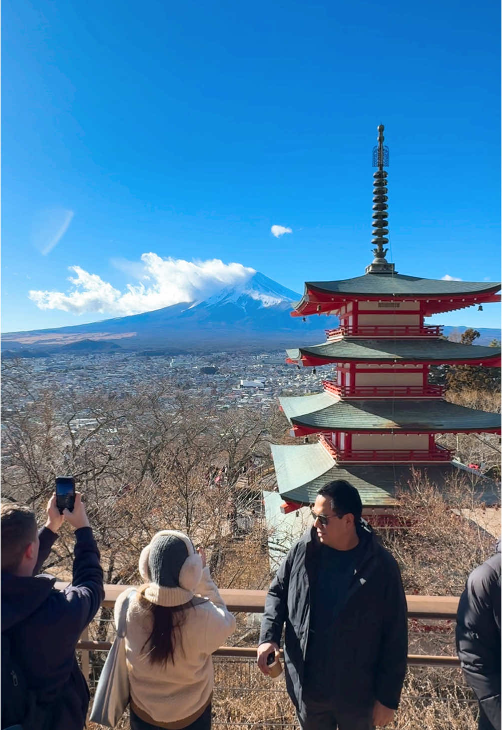 山梨にきて、富士山みたいなら、ここは行っておいた方がいいよ📍新倉富士浅間神社